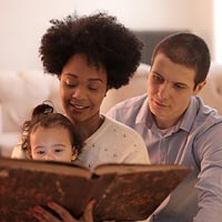 There are many obvious benefits to the child if a parent helps with reading