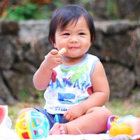 Infants can move on to finger-sized food that they can feed themselves