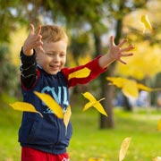 Leaves lend themselves to a surprisingly wide range of creative activities for children.